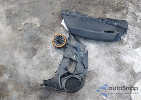 2017 Subaru Legacy 2.5I Limited z USA, uszkodzony, nr VIN 4S3BNAN68H3029950